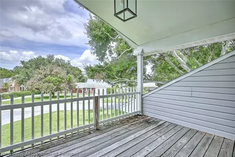 Exterior - 1216 Edgewater Point Dr, Sebring, FL 33870 photo 6 of 9