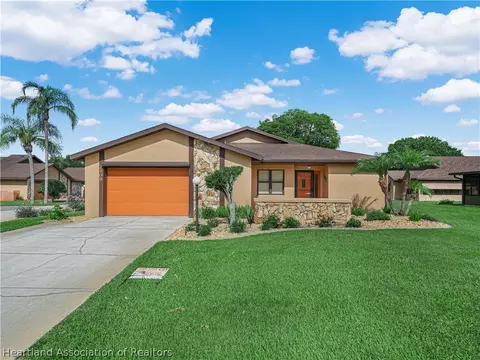 2909 Sugar Pine Cir, Sebring, FL 33872