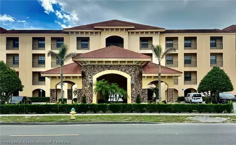 2351 Lakeview Drive 316, Sebring, FL 33870