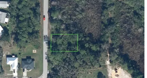 906 Porsche Ave, Sebring, FL 33872