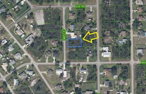 1537 Maple St, Lake Placid, FL 33852