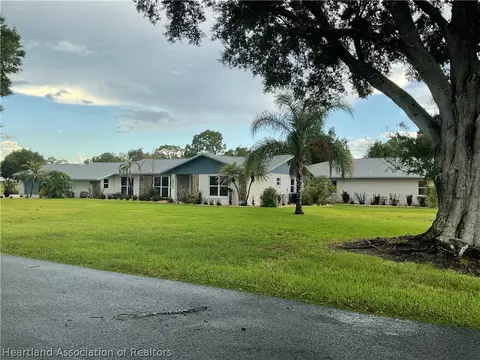 3800 Par Rd, Sebring, FL 33872