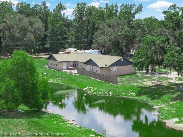 702 Lake Branch Rd, Bowling Green, FL 33834