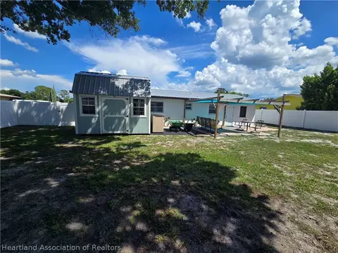 Exterior - 4138 Bianca St, Sebring, FL 33872 photo 4 of 6