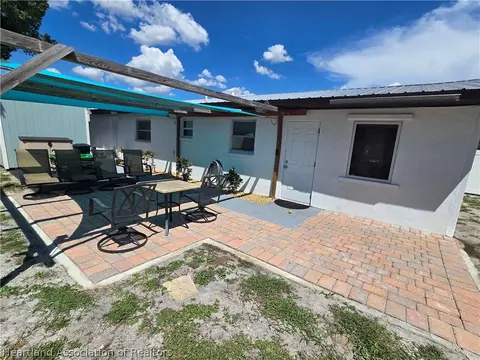Exterior - 4138 Bianca St, Sebring, FL 33872 photo 2 of 6