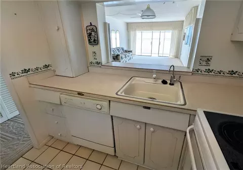 2131 Lakeview Drive 600, Sebring, FL 33870 photo 5