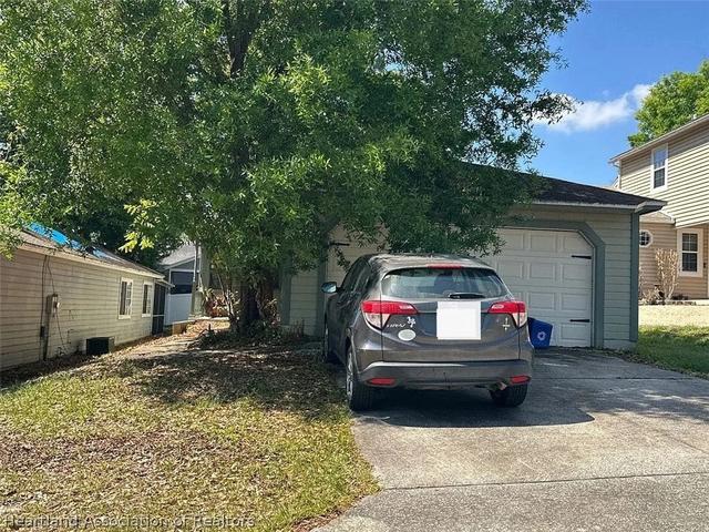 558 Portland Cir, Apopka, FL 32703