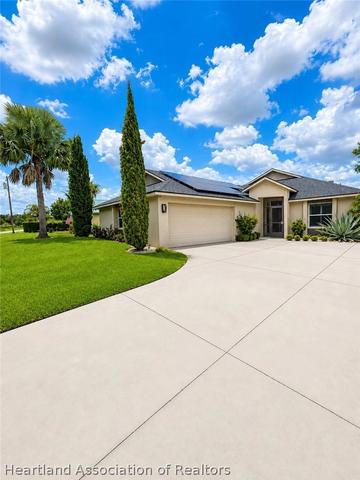 1058 Lake Carrie Dr, Lake Placid, FL 33852
