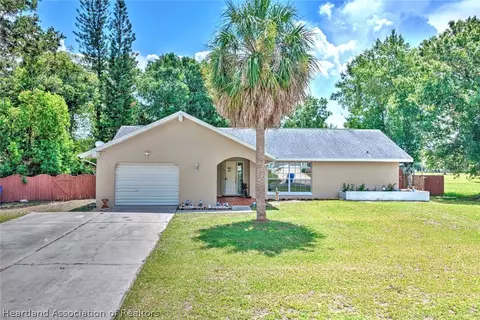 501 Dogwood Dr, Sebring, FL 33876