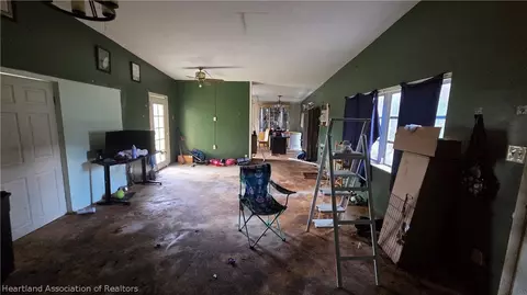 Entry Way - 1911 E Recreation Dr, Sebring, FL 33875 photo 1 of 2