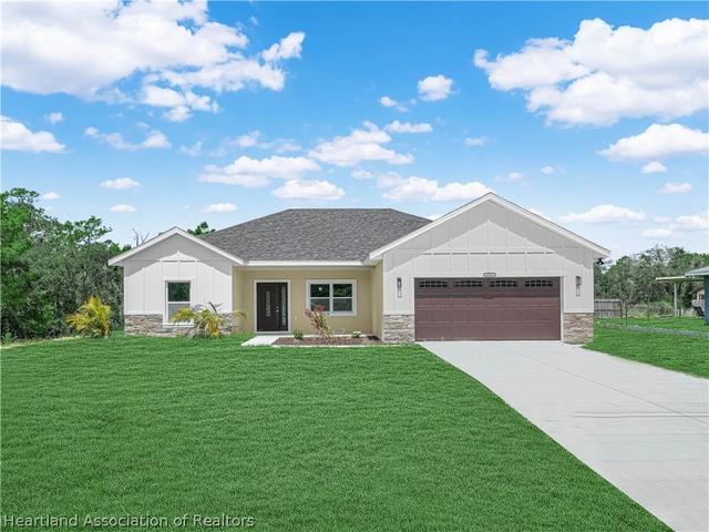 6913 Shasta Daisy Blvd, Sebring, FL 33875