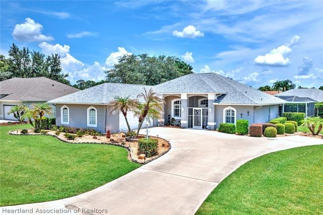 3400 Manor Dr, Sebring, FL 33872