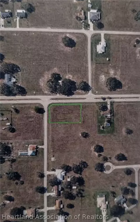 8509 Pine Glen Rd, Sebring, FL 33876 photo 4
