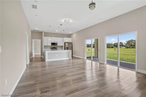 357 Costa Bravo Dr, Sebring, FL 33876 photo 10