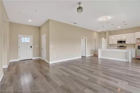 357 Costa Bravo Dr, Sebring, FL 33876 photo 5