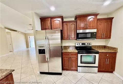 1945 Alan St, Sebring, FL 33875 photo 4