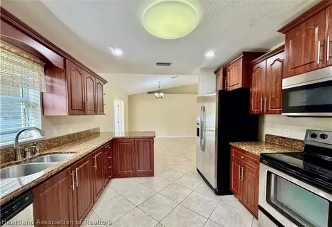 1945 Alan St, Sebring, FL 33875 photo 6