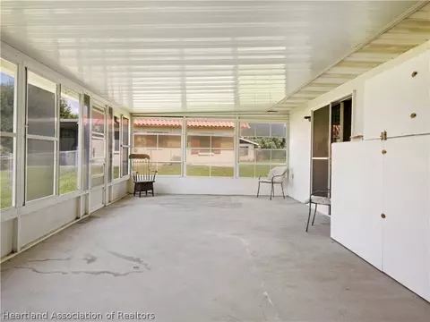 Exterior - 3501 Oakview Dr, Sebring, FL 33876 photo 3 of 10