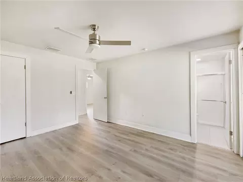 Bedroom - 3501 Oakview Dr, Sebring, FL 33876 photo 1 of 3