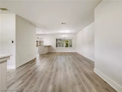 Living - 3501 Oakview Dr, Sebring, FL 33876 photo 3 of 7
