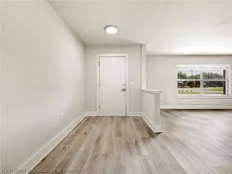 Entry Way - 3501 Oakview Dr, Sebring, FL 33876 photo 1 of 1