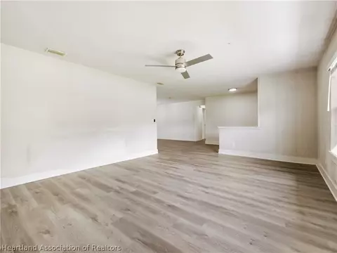Living - 3501 Oakview Dr, Sebring, FL 33876 photo 2 of 7
