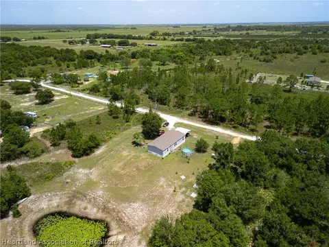 1833 E Sunnyside Dr, Lorida, FL 33857 photo 22