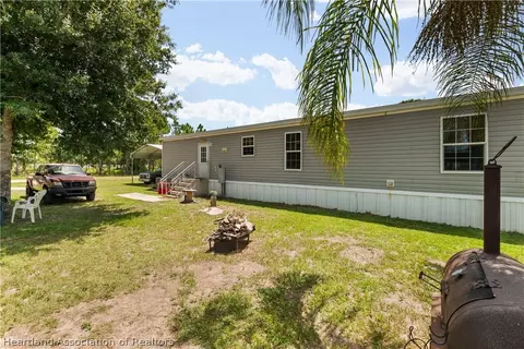 1833 E Sunnyside Dr, Lorida, FL 33857 photo 24