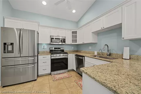 Kitchen - 1632 Marble St, Sebring, FL 33870 photo 1 of 1