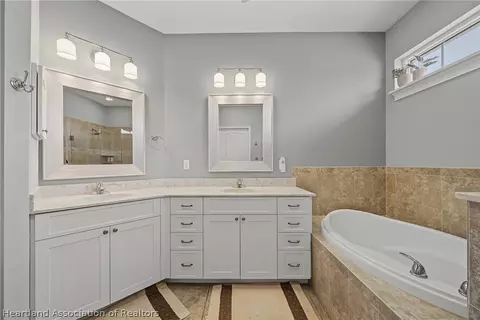 Bath - 1632 Marble St, Sebring, FL 33870 photo 1 of 6