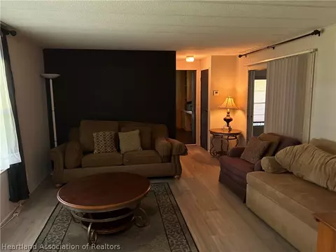 310 Pine Tree Ln, Sebring, FL 33872 photo 3