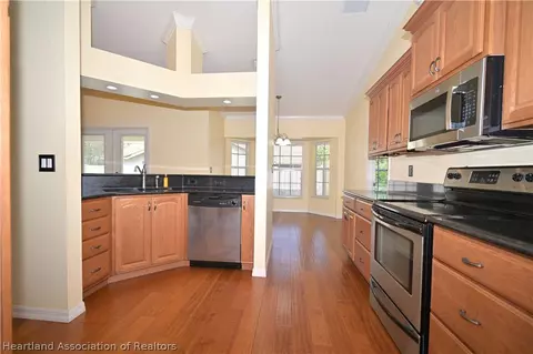 Kitchen - 5419 Ivory Dr, Sebring, FL 33875 photo 4 of 4