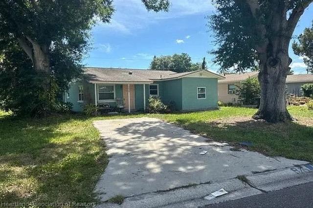 5820 Cypress St N, Saint Petersburg, FL 33703