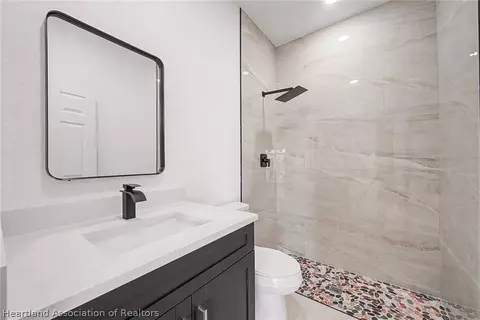 Bath - 4225 Elson Ave, Sebring, FL 33875 photo 1 of 2