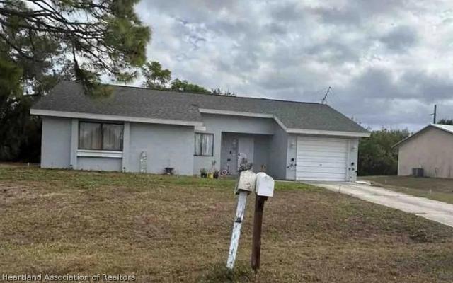 2458 Strawlawn St, Port Charlotte, FL 33948