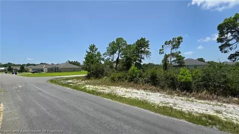 4974 San Ignacio Dr, Sebring, FL 33872 photo 5