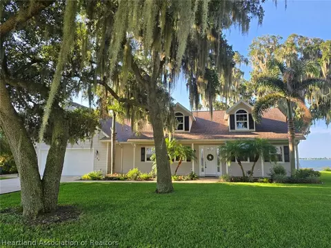 123 Lake Francis Dr, Lake Placid, FL 33852
