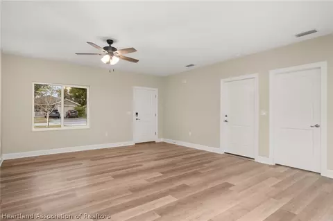 Living - 329 Hemlock Ave, Sebring, FL 33870 photo 4 of 9