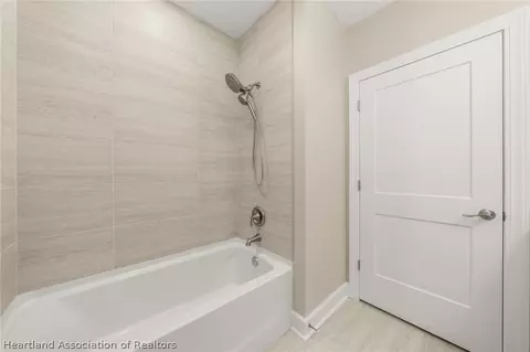 Bath - 329 Hemlock Ave, Sebring, FL 33870 photo 5 of 5