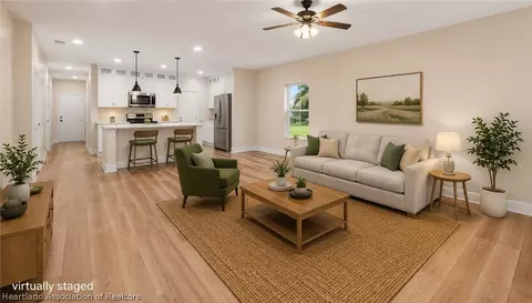 Living - 329 Hemlock Ave, Sebring, FL 33870 photo 6 of 9