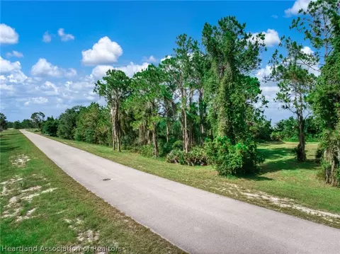 4072 Camp Shore Dr, Sebring, FL 33875 photo 9