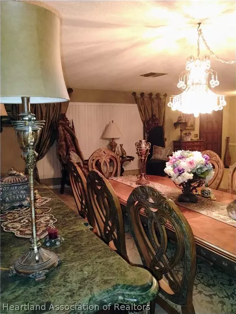 Dining - 7317 Lime Tree Ct, Sebring, FL 33876 photo 3 of 4