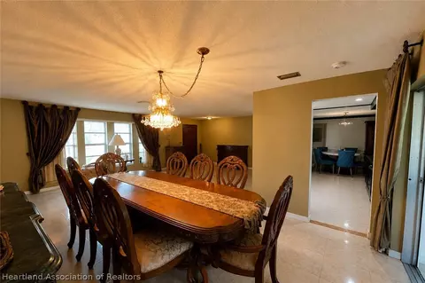 Dining - 7317 Lime Tree Ct, Sebring, FL 33876 photo 2 of 4