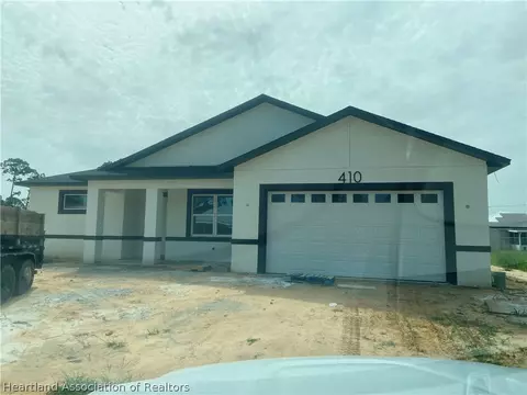 410 Citroen Dr, Sebring, FL 33872