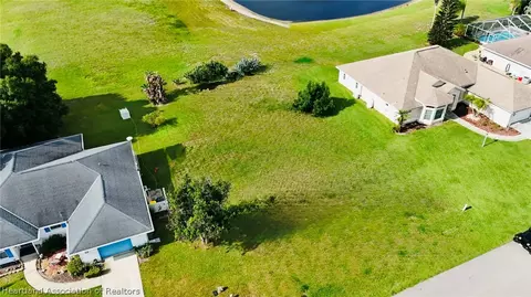 21 Corkwood Ave, Lake Placid, FL 33852