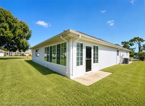 701 Barcelona Dr, Sebring, FL 33875 photo 22
