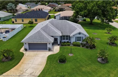 701 Barcelona Dr, Sebring, FL 33875 photo 17