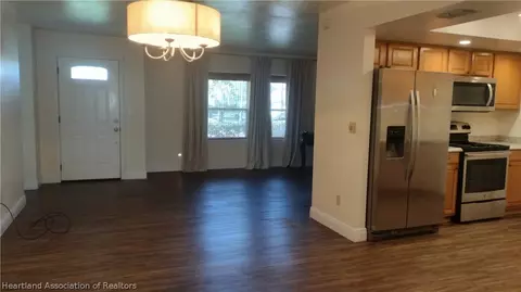 Living - 108 Tortoise Rd, Sebring, FL 33876 photo 7 of 10