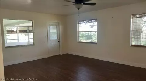 Living - 108 Tortoise Rd, Sebring, FL 33876 photo 8 of 10