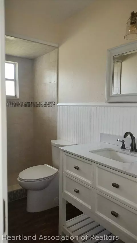 Bath - 108 Tortoise Rd, Sebring, FL 33876 photo 3 of 3